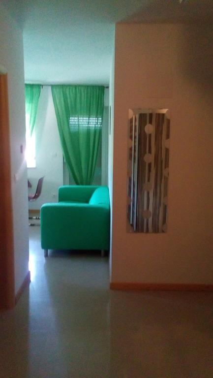 Panorama Sunset Apartments Cres Room photo